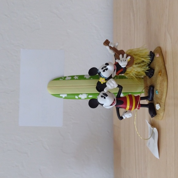 New Mickey and Minnie Bobblehead - Picture 2 of 4